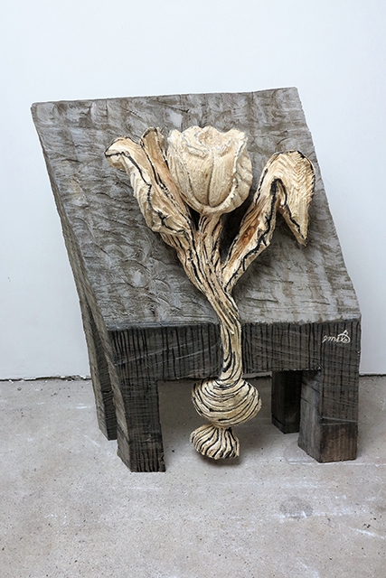 Tulp op tafel
